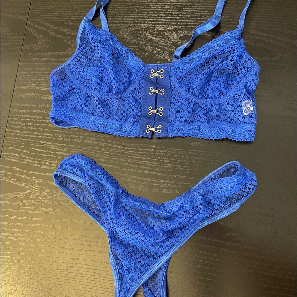 Blue Lace Lingerie Set